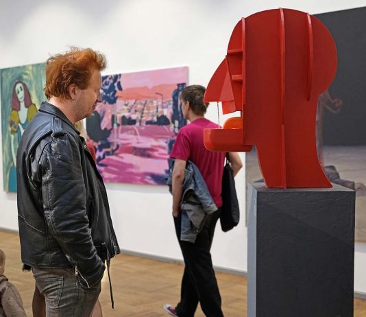 Per Petersen, Mr. Brainwash, mixed materials with running water