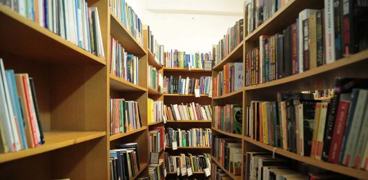 Biblioteca Ienăchiţă Văcărescu